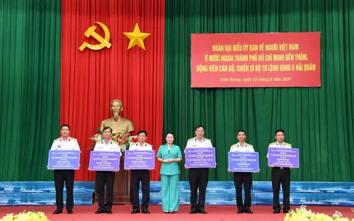 Đoàn đại biểu Ủy ban về người Việt Nam ở nước ngoài TP. Hồ Chí Minh sẽ đẩy mạnh các hoạt động hướng về biển, đảo quê hương