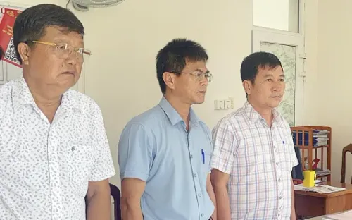 Làm giả hồ sơ đào tạo 800 lái xe, giám đốc và 2 phó giám đốc bị bắt