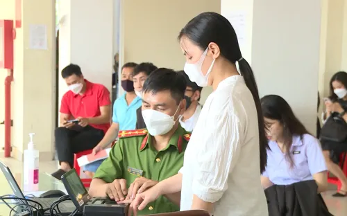 Công an TP Hồ Chí Minh thí điểm thu nhận sinh trắc học tại 4 địa điểm