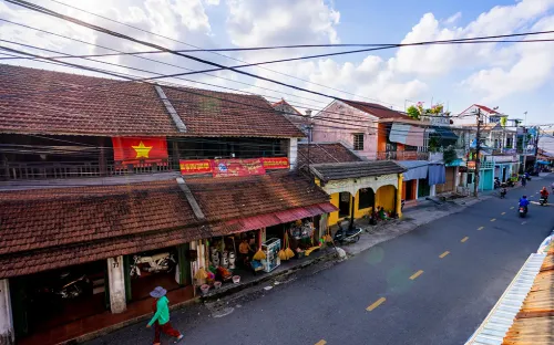 Tìm về phố cổ bình yên