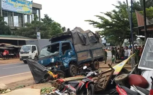 Đắk Nông: Đề xuất các biện pháp xóa “điểm đen” tai nạn giao thông tại chợ 312