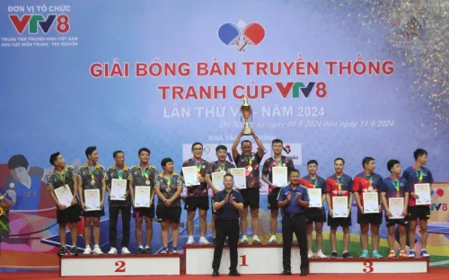 Khoảng khắc của các vận động viên trong giải bóng bàn Cup VTV8
