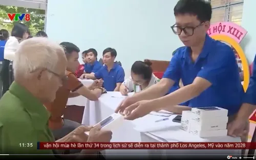 Đà Nẵng cấp điện thoại thông minh miễn phí cho hộ nghèo