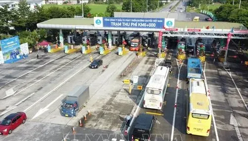 Bộ Giao thông Vận tải xây dựng mức phí sử dụng đường bộ cao tốc
