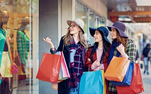 5 mẹo nhỏ tiết kiệm cho nàng khi mua sắm quần áo mùa hè