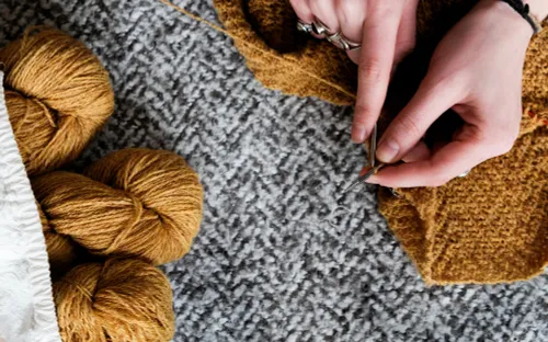 Đan yêu thương cho ngày gió