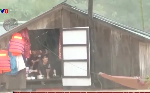 Những ngôi nhà phao chống lũ