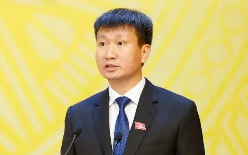 Ông Trần Huy Tuấn được bầu giữ chức Bí thư Tỉnh ủy Yên Bái