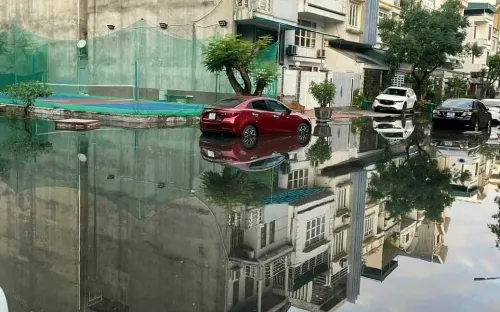 Triều cường dâng cao gây ngập lụt một số nơi ở Quảng Ninh