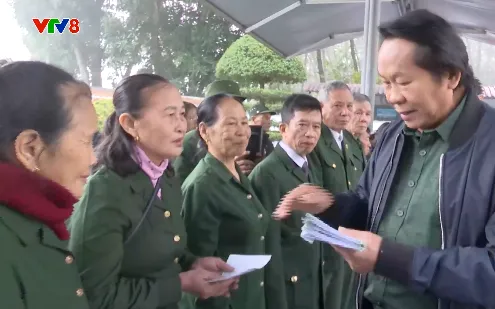 Trao tặng 500 suất quà Tết cho cựu thanh niên xung phong