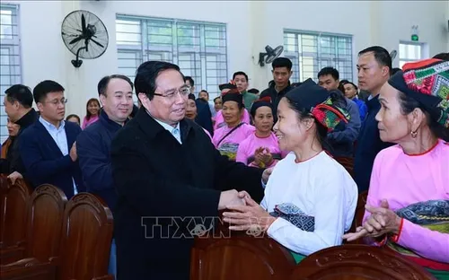 Thủ tướng: Rà soát đến từng người dân, không để ai không có Tết