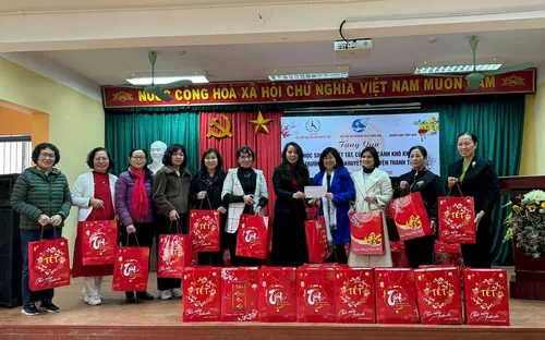 Trên 1,48 triệu lượt hộ nghèo, cận nghèo đã được hỗ trợ, tặng quà Tết