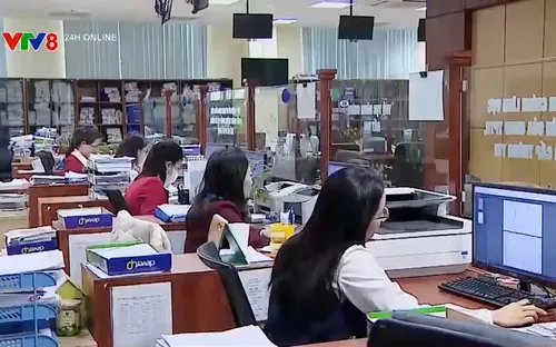Các công sở làm việc nghiêm túc sau kỳ nghỉ Tết
