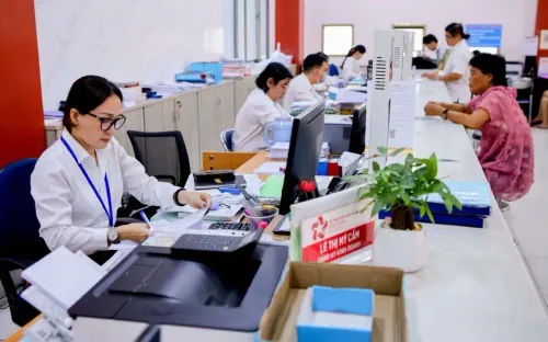 TP Hồ Chí Minh dự kiến chi gần 17.000 tỷ đồng hỗ trợ cán bộ, công chức bị tinh giản