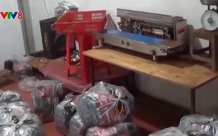 Triệt phá hàng loạt đường dây sản xuất, tiêu thụ cà phê giả