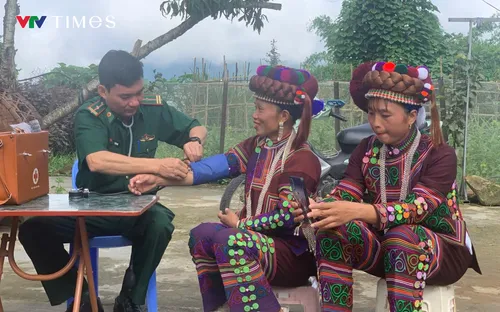 Những thầy thuốc mang sắc phục xanh vùng biên viễn