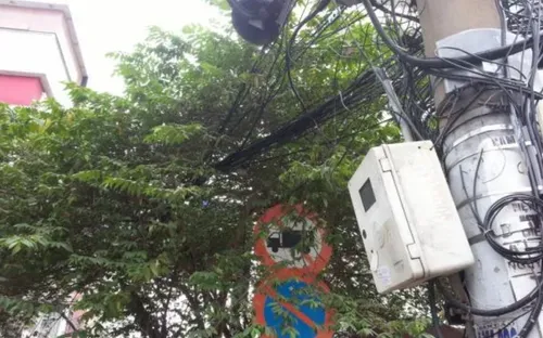 Nhóm "phản ứng nhanh" khắc phục bất cập, hạn chế của biển báo giao thông tại TP Hồ Chí Minh