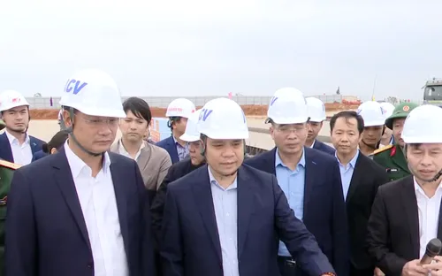 Quảng Bình đẩy nhanh thi công nâng cấp Cảng Hàng không Đồng Hới