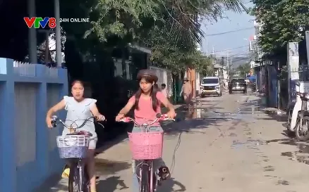 Miễn học phí - Niềm vui của ngư dân làng biển