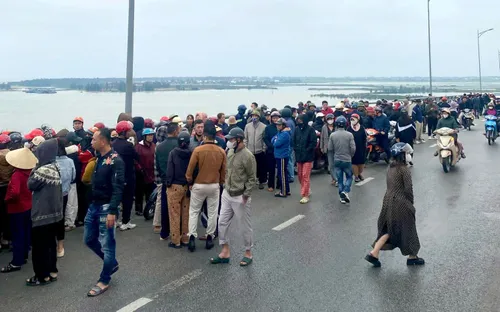 Nghệ An: Phát hiện thi thể người phụ nữ sau một đêm ròng rã tìm kiếm