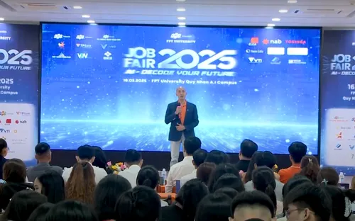 Hàng trăm cơ hội nghề nghiệp về AI tại Ngày hội việc làm Quy Nhơn 2025