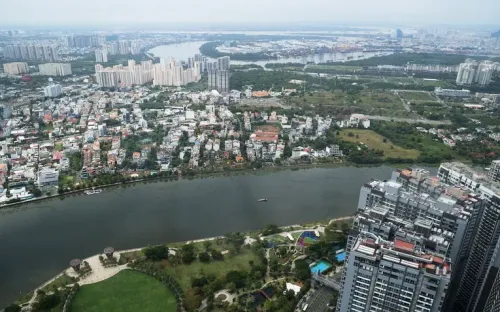 Chủ tịch UBND TP Hồ Chí Minh: Sắp xếp quận, huyện có thể vượt khỏi giới hạn địa giới hiện hữu