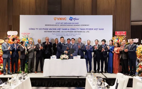 Pfizer và VNVC ký hợp tác trong lĩnh vực sản xuất vắc xin tại Việt Nam