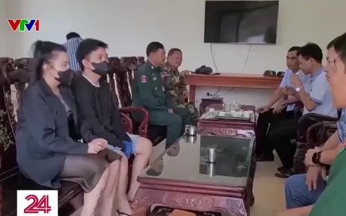 Lợi dụng mạng xã hội để mua bán người