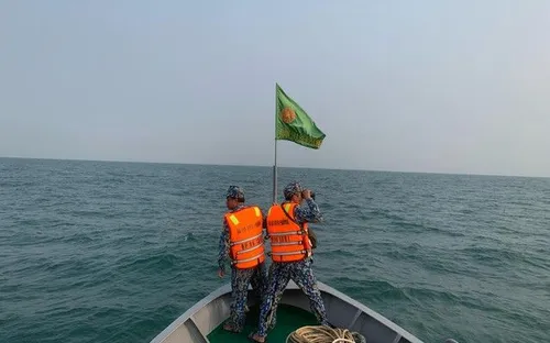 Nghệ An mở rộng tìm kiếm 3 ngư dân mất tích trên biển