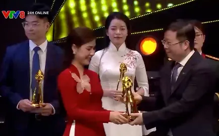 Nhiều cảm xúc tại bế mạc Liên hoan Truyền hình Toàn quốc lần thứ 42