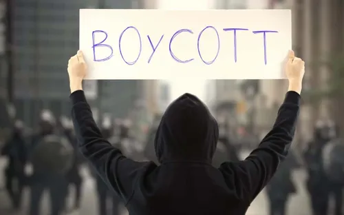 "Tẩy trắng"... sau "tẩy chay"?