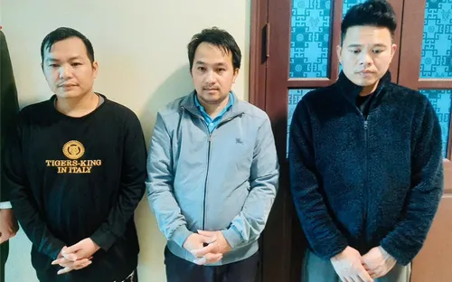 Nhóm đối tượng vờ đặt 22 cuốc xe công nghệ để chiếm đoạt tiền