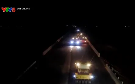 Xuyên đêm thi công Dự án cao tốc Bắc Nam