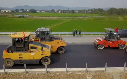 Chạy đua tiến độ trên công trường cao tốc Bắc - Nam