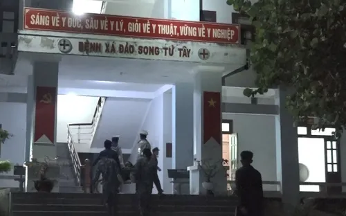 Bệnh xá đảo Song Tử Tây cấp cứu ngư dân gặp nạn trên khu vực quần đảo Trường Sa