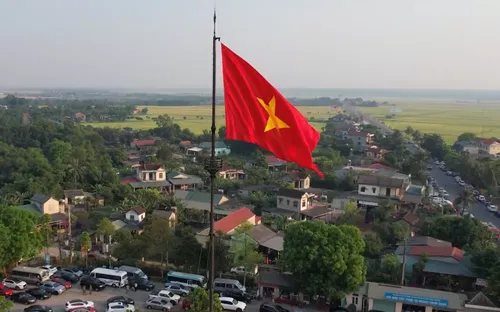 Quảng Trị tổ chức Lễ thượng cờ thống nhất non sông