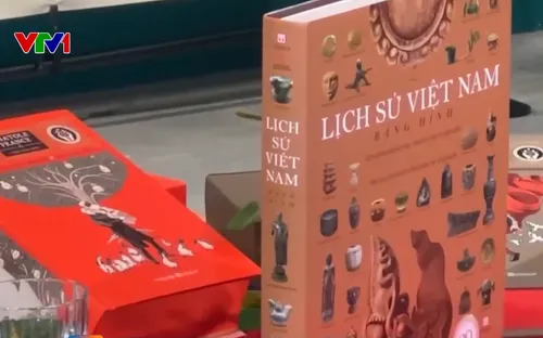 Gắn kết người Việt trẻ ở nước ngoài với lịch sử đất nước