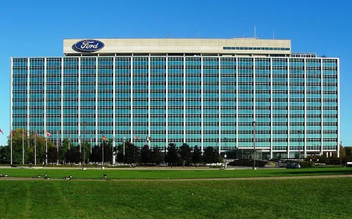 Ford mất 1,5 tỷ USD vì thuế quan