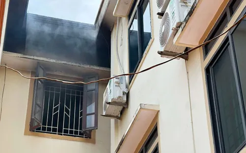 Nghệ An: Sơ tán nhiều học sinh do cháy phòng thực hành thí nghiệm