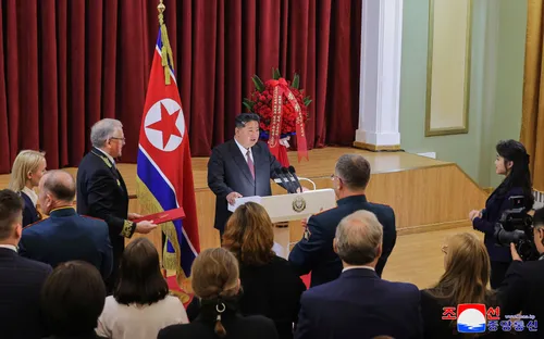 Chủ tịch Triều Tiên Kim Jong-un tái khẳng định quan hệ chiến lược với Nga