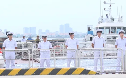 Đội tàu Hải quân Liên bang Nga thăm Đà Nẵng