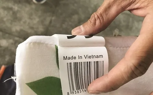 Ngăn chặn chuyển tải hàng hóa bất hợp pháp để bảo vệ thương hiệu Việt