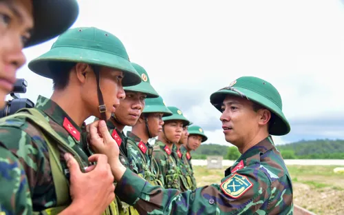 Lâm Đồng: Trung đoàn 994 luyện quân kiểm tra "3 tiếng nổ"