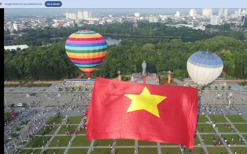 Lễ chào cờ và bay Đại kỳ Tổ Quốc kỷ niệm Sinh nhật Bác