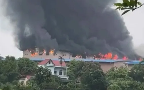 Cháy lớn tại một nhà xưởng ở huyện Tam Dương (Vĩnh Phúc)