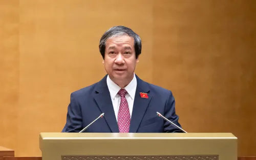 Đề xuất chi thêm 8.200 tỷ đồng để miễn, hỗ trợ học phí cho học sinh cả nước