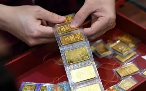 Giá vàng giảm về 120 triệu đồng/lượng