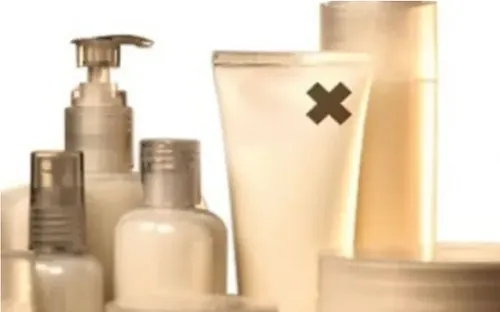 Đề nghị thu hồi, tiêu hủy gần 5.500 sản phẩm mỹ phẩm không đạt chuẩn