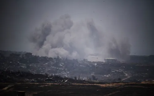 Israel tiếp tục không kích Gaza, ít nhất 23 người thiệt mạng