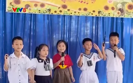 Lớp học bên bờ sóng